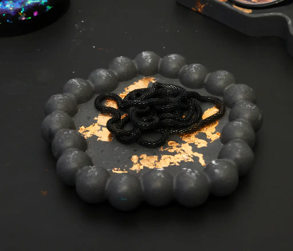 Vide Poche Pentagone Noir/Or rose