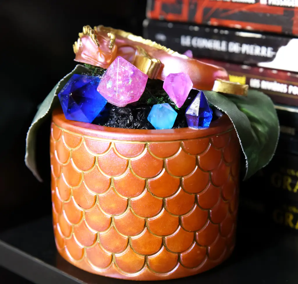 Figurine Dragon et cristaux Corail/Bleu